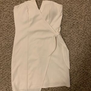 EUC Trixxi Clothing Company White Sleeveless Deep V Dress Size L - worn once